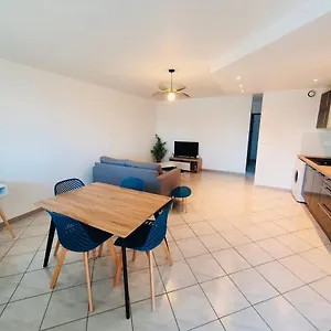 Moderne Pres De Toulouse , Fonsorbes France