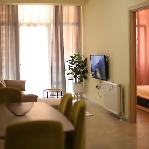 Pleasant With Free Dedicated Parking In Komuna E Parisit , Tirana Albanie